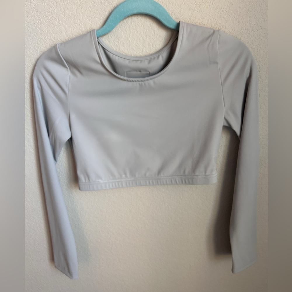 NWT Daily Drills GO long sleeve crop top